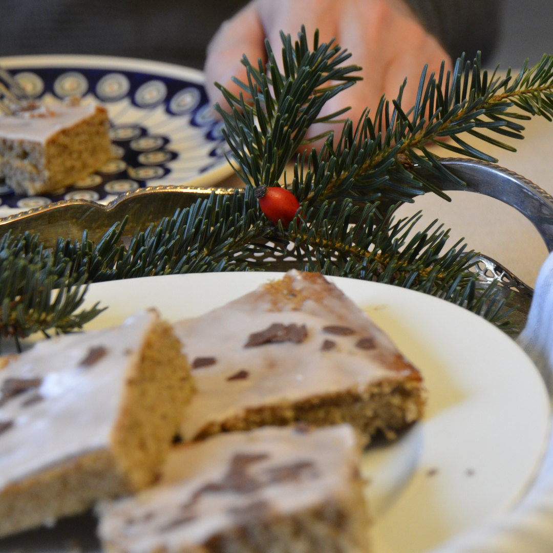 Mehr über den Artikel erfahren Adventlicher Glühweinkuchen